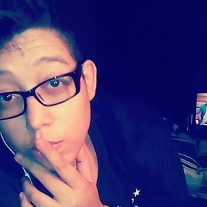 Meet your Posher, Bates